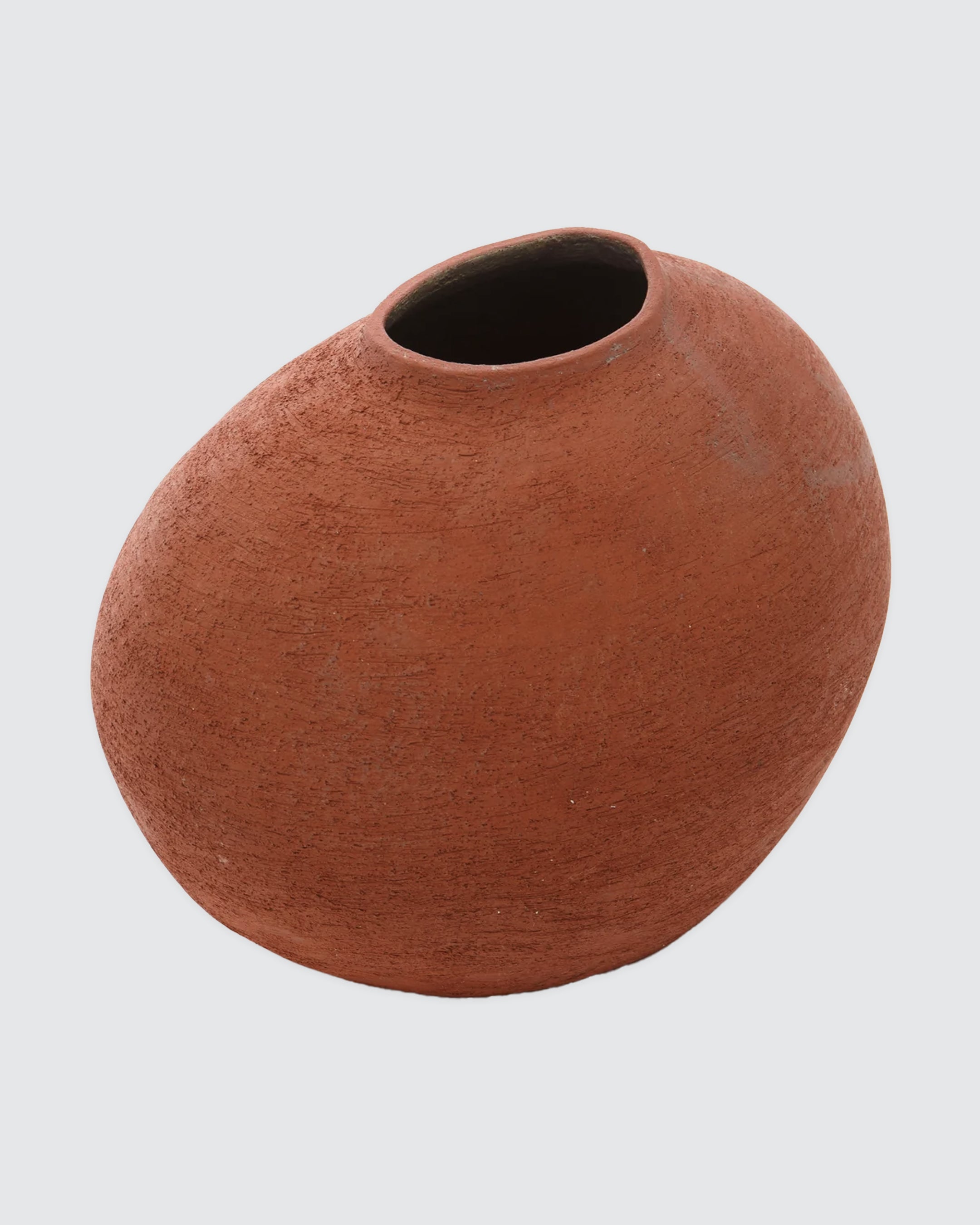 LOW VASE