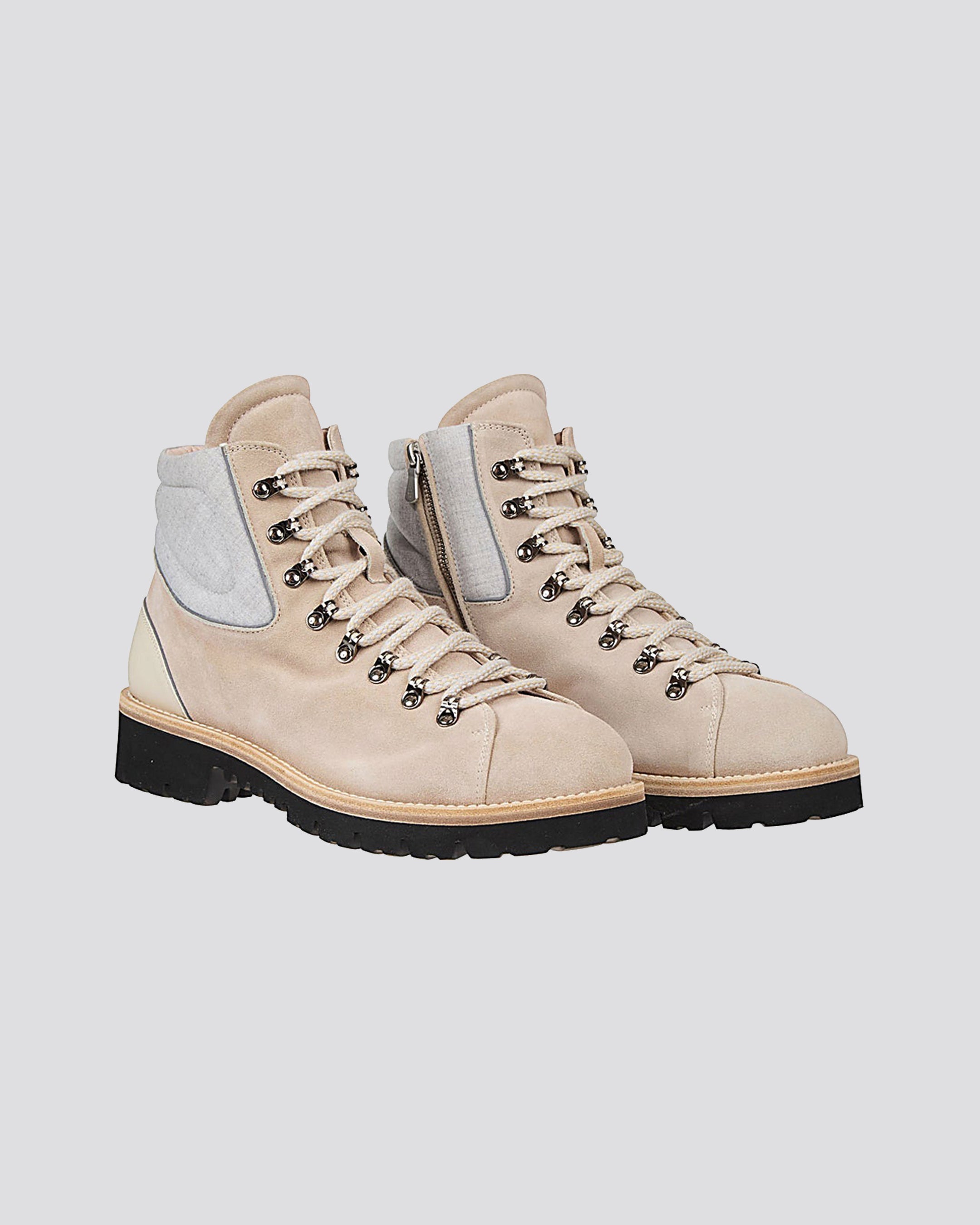 ROCK CLIMBING SHOE