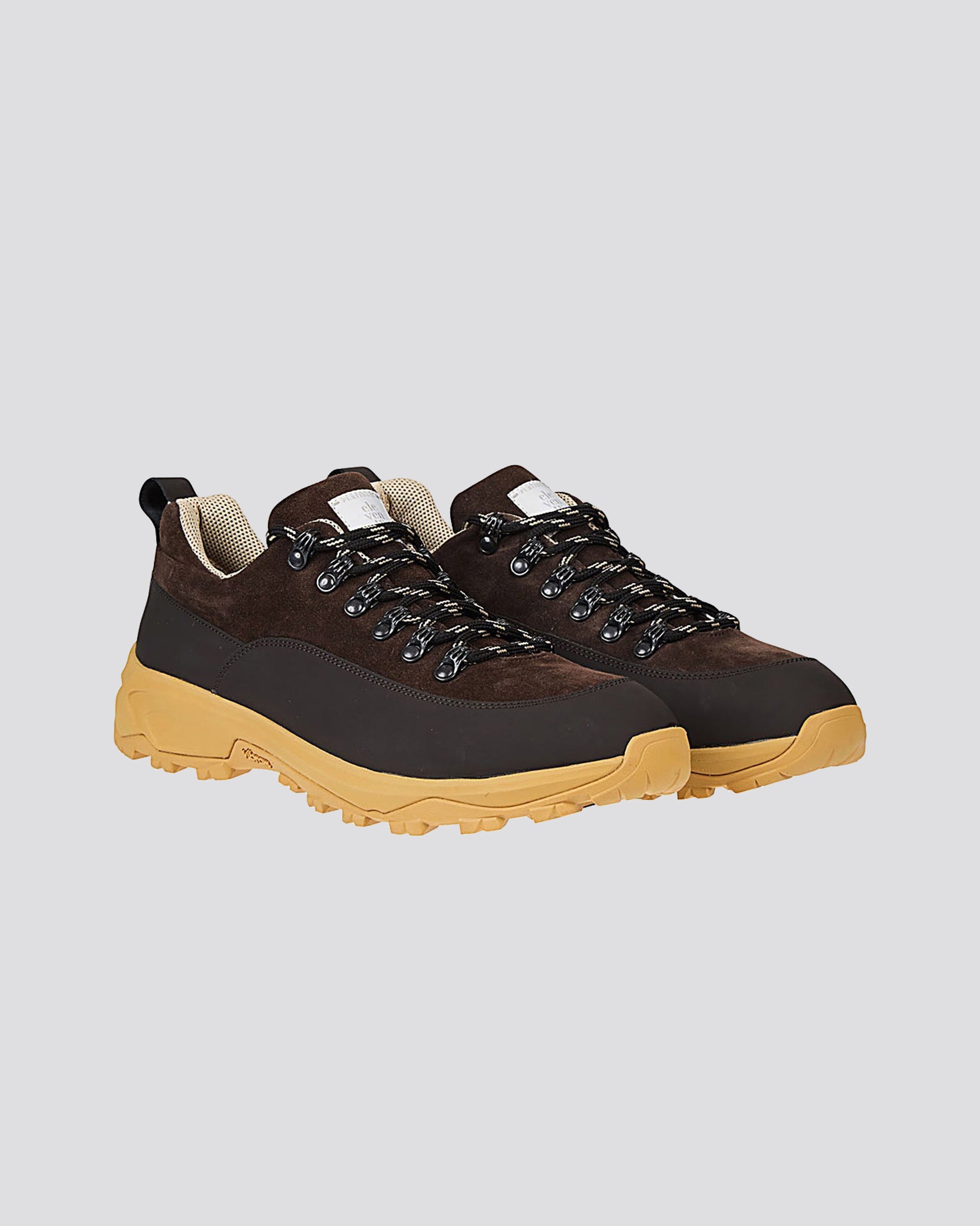 ROCK CLIMBING SHOE