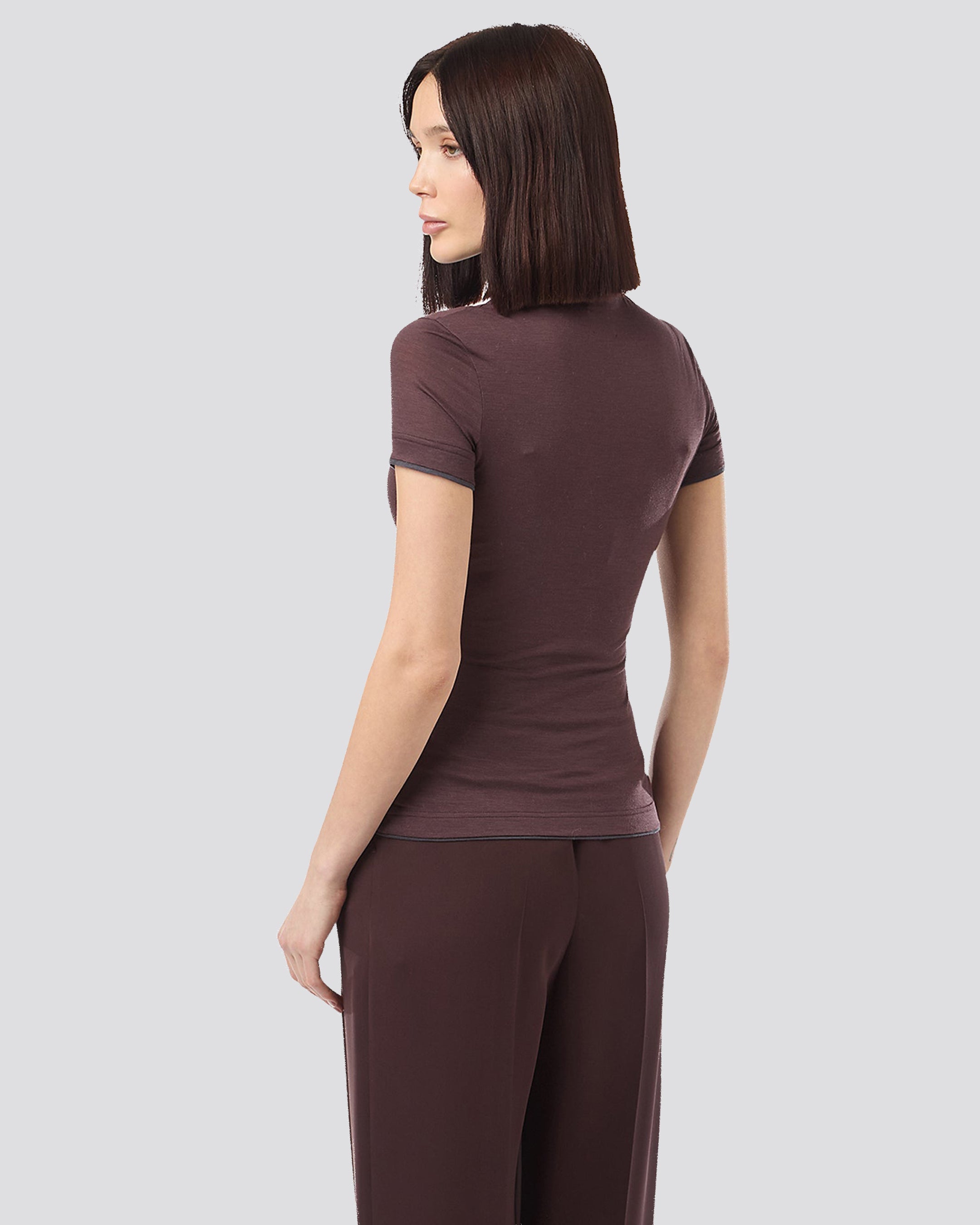 SHORT SLEEVE TURTLENECK T-SHIRT