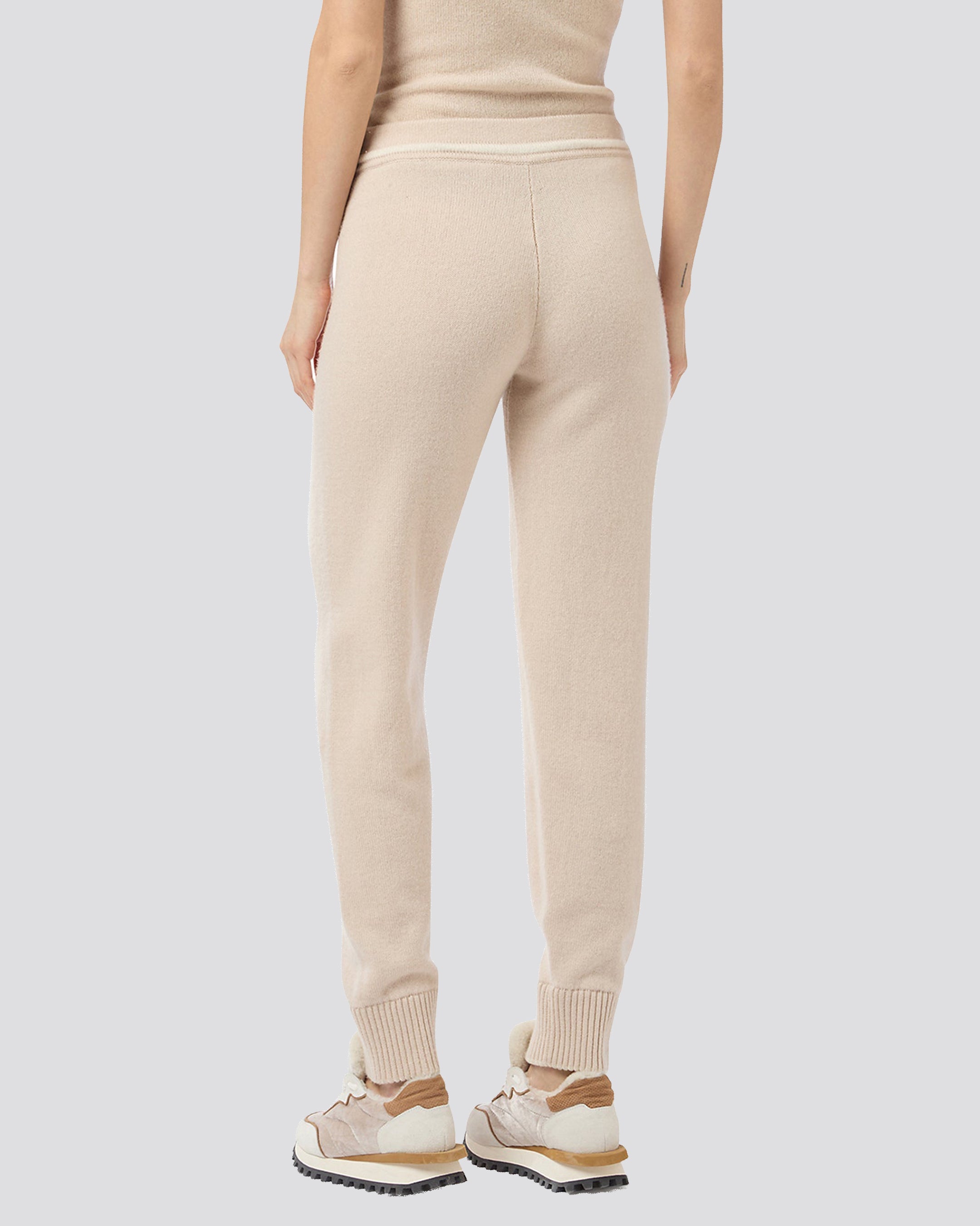 TIPPING SWEATER PANTS