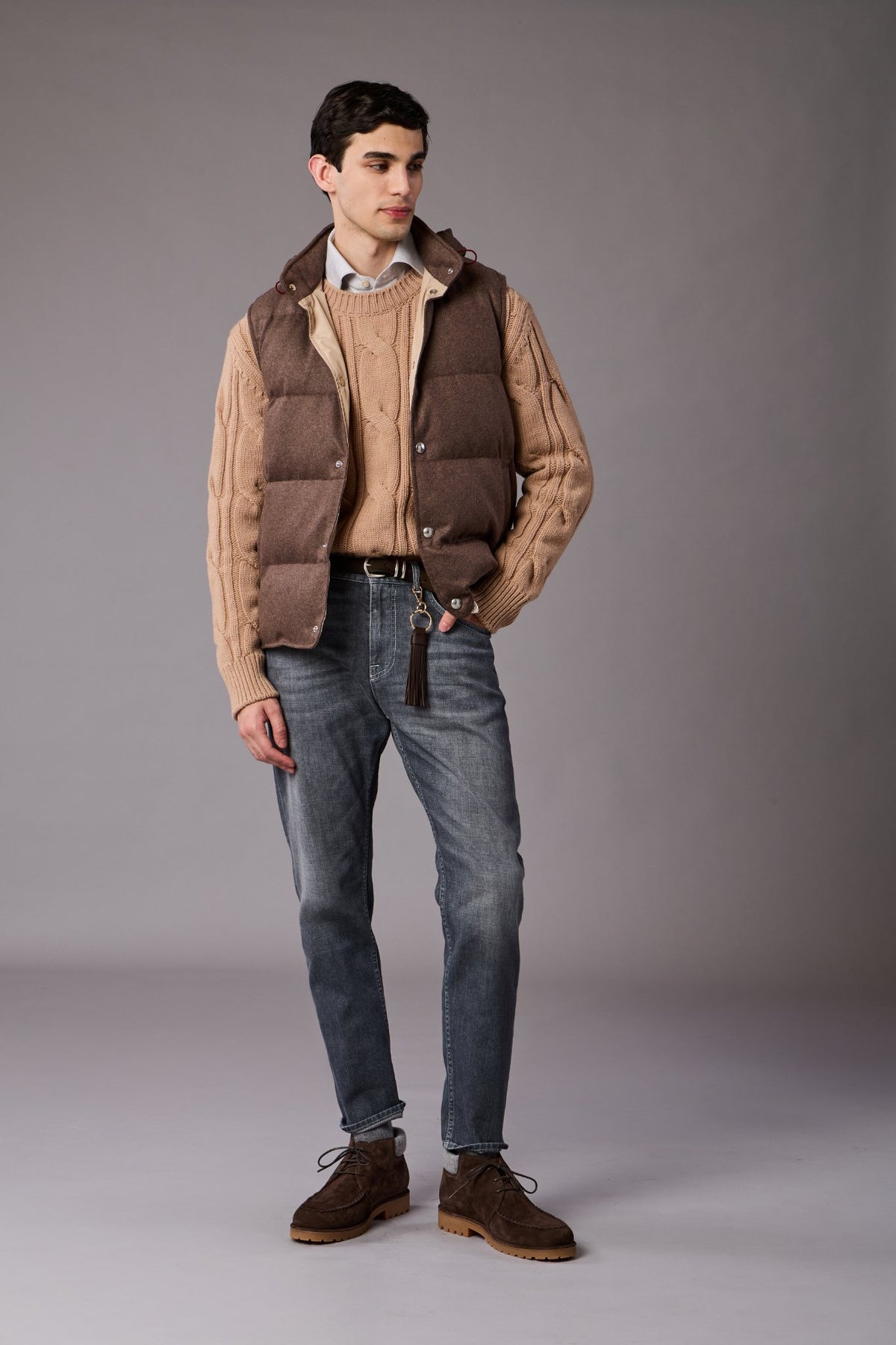 LOOK 08