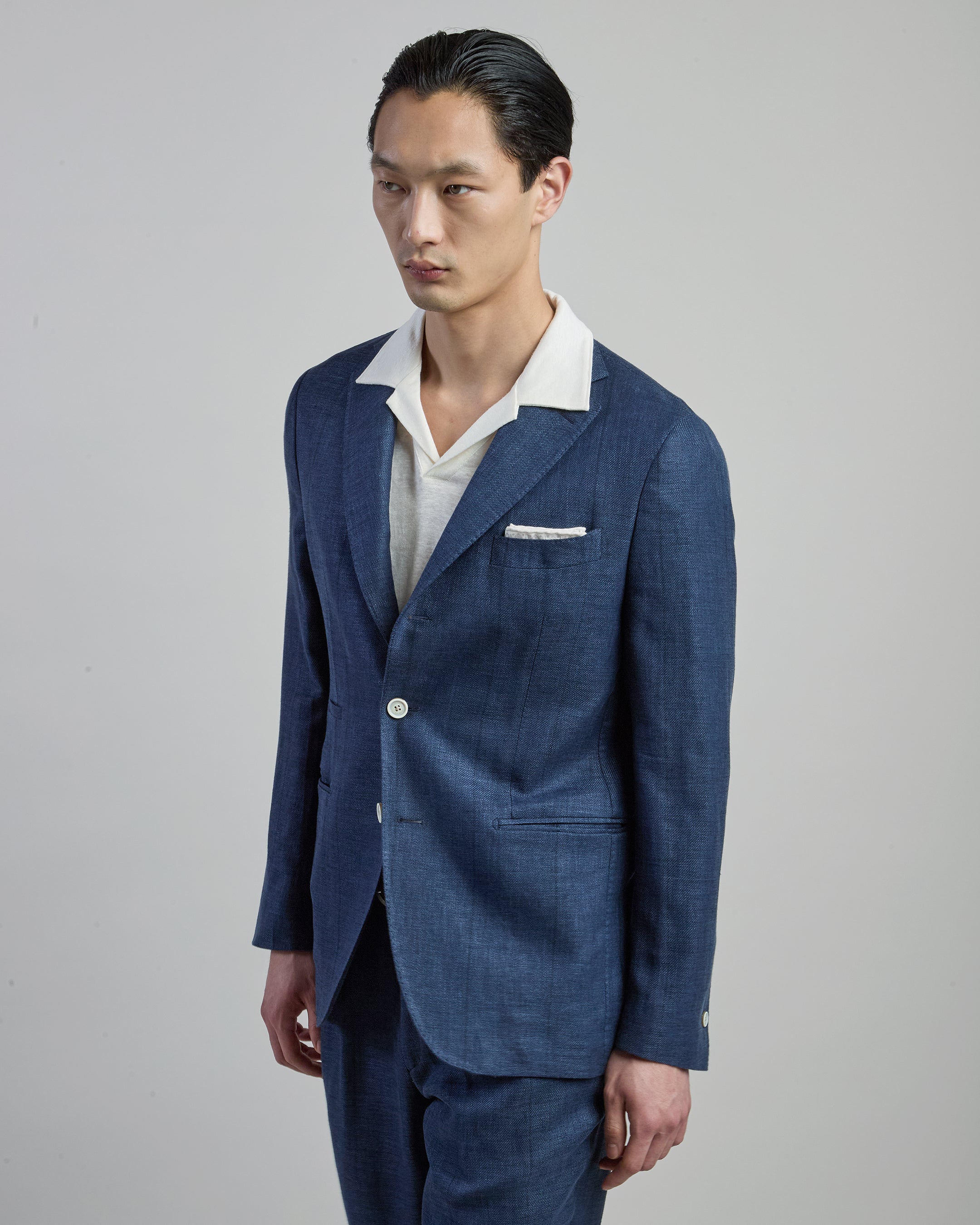 Men's Single-Breasted Linen Wool and Silk Suit