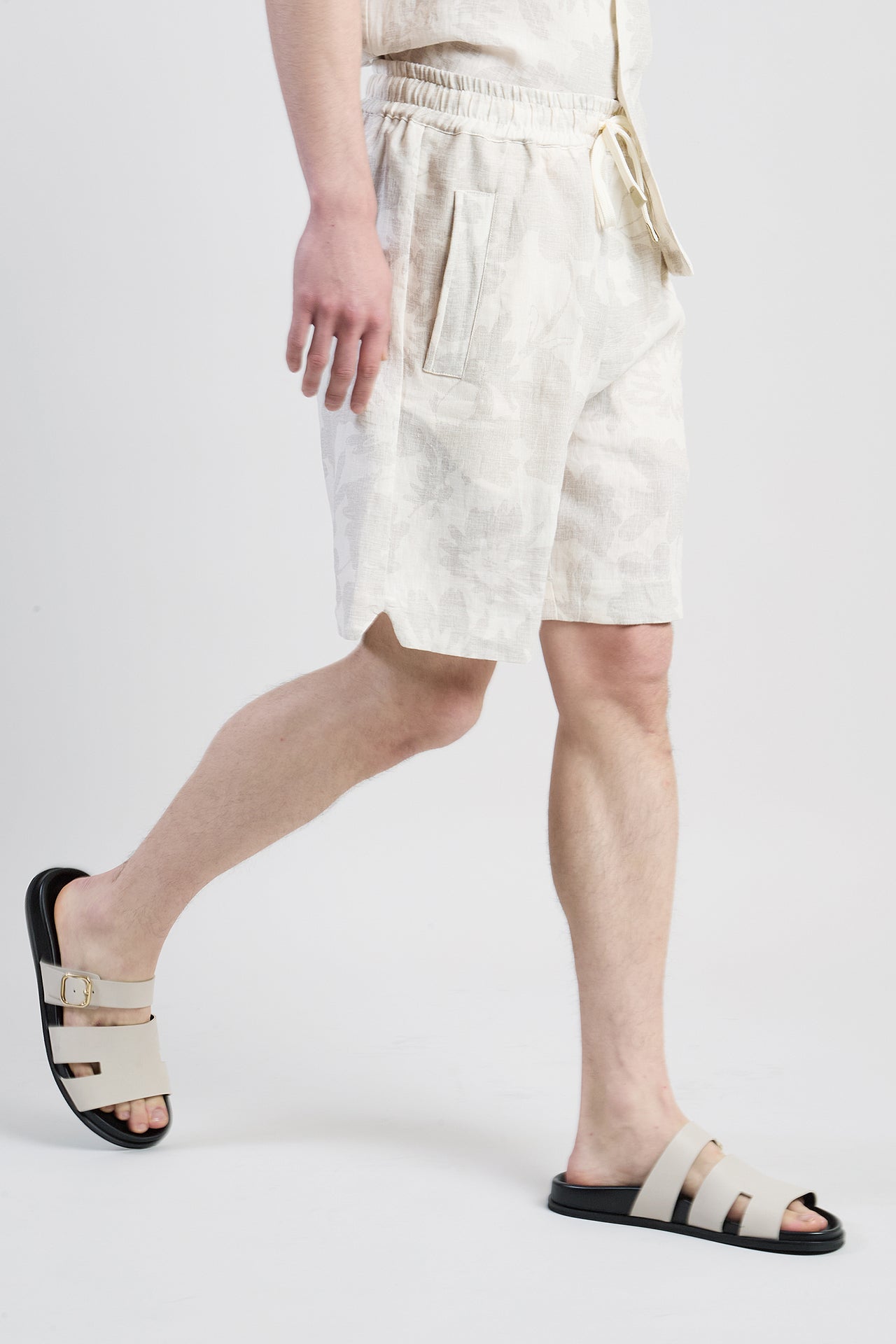 Men's Athletic Linen Bermuda Shorts with Drawstring