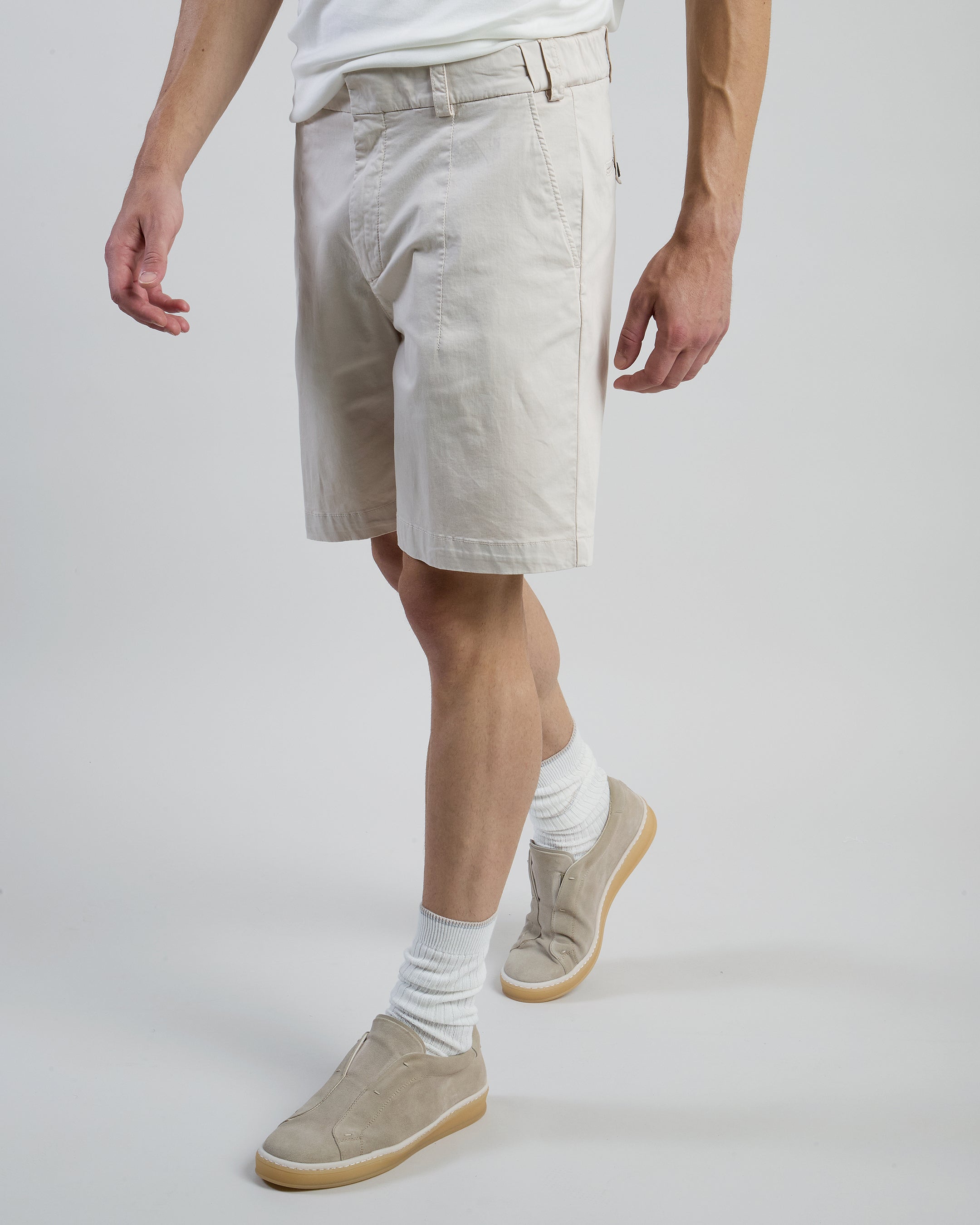 Trisize Garment-Dyed Cotton Chino Bermuda Shorts