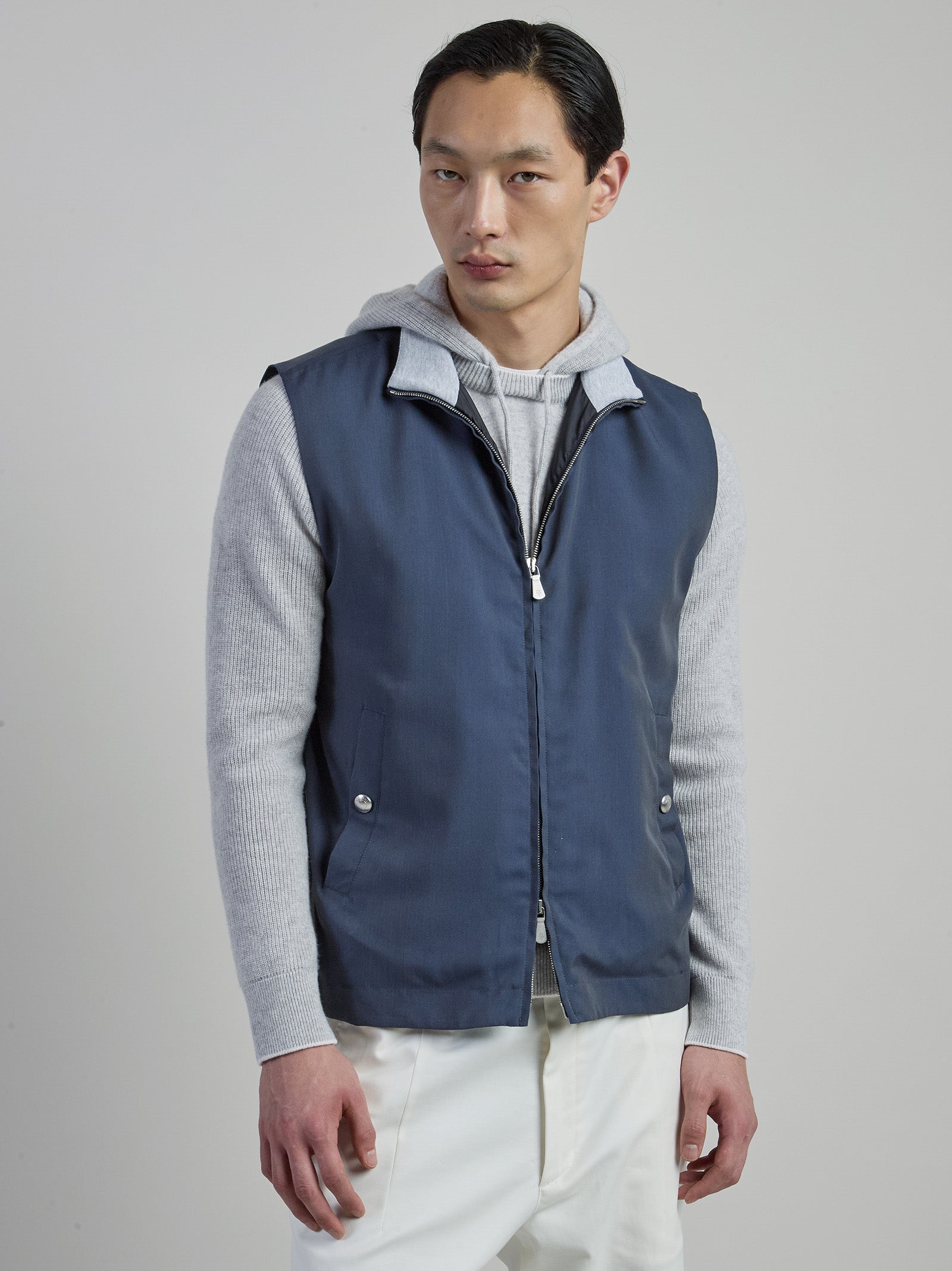 Men's Full-Zip 100% Silk Vest with Stand-Up Collar