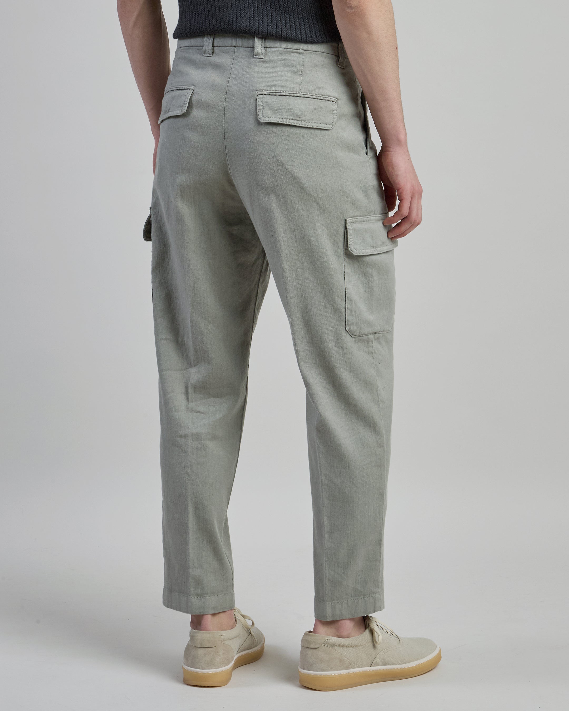 Men's Relaxed Fit Cargo Trousers in Cotton and Linen Blend