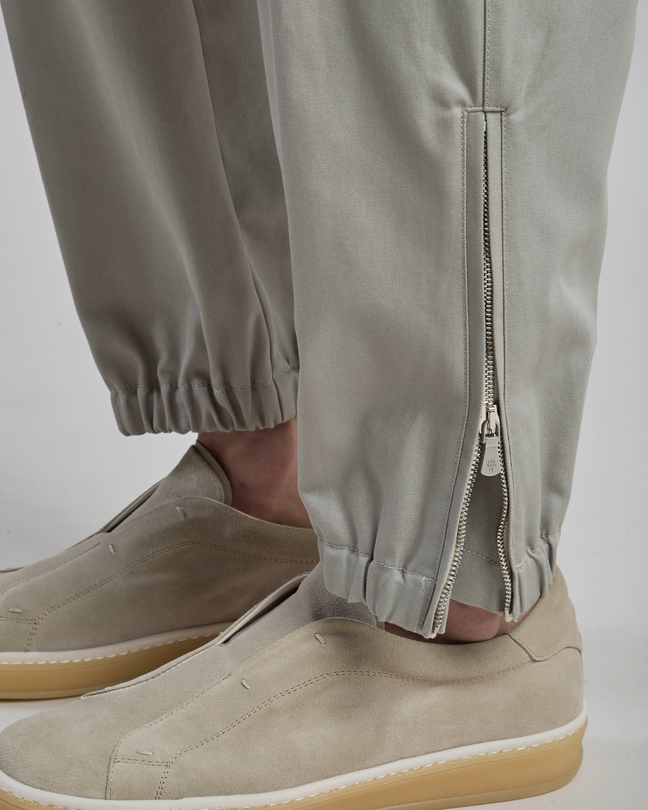 Men's Cotton Cargo Trousers with Drawstring and Zip