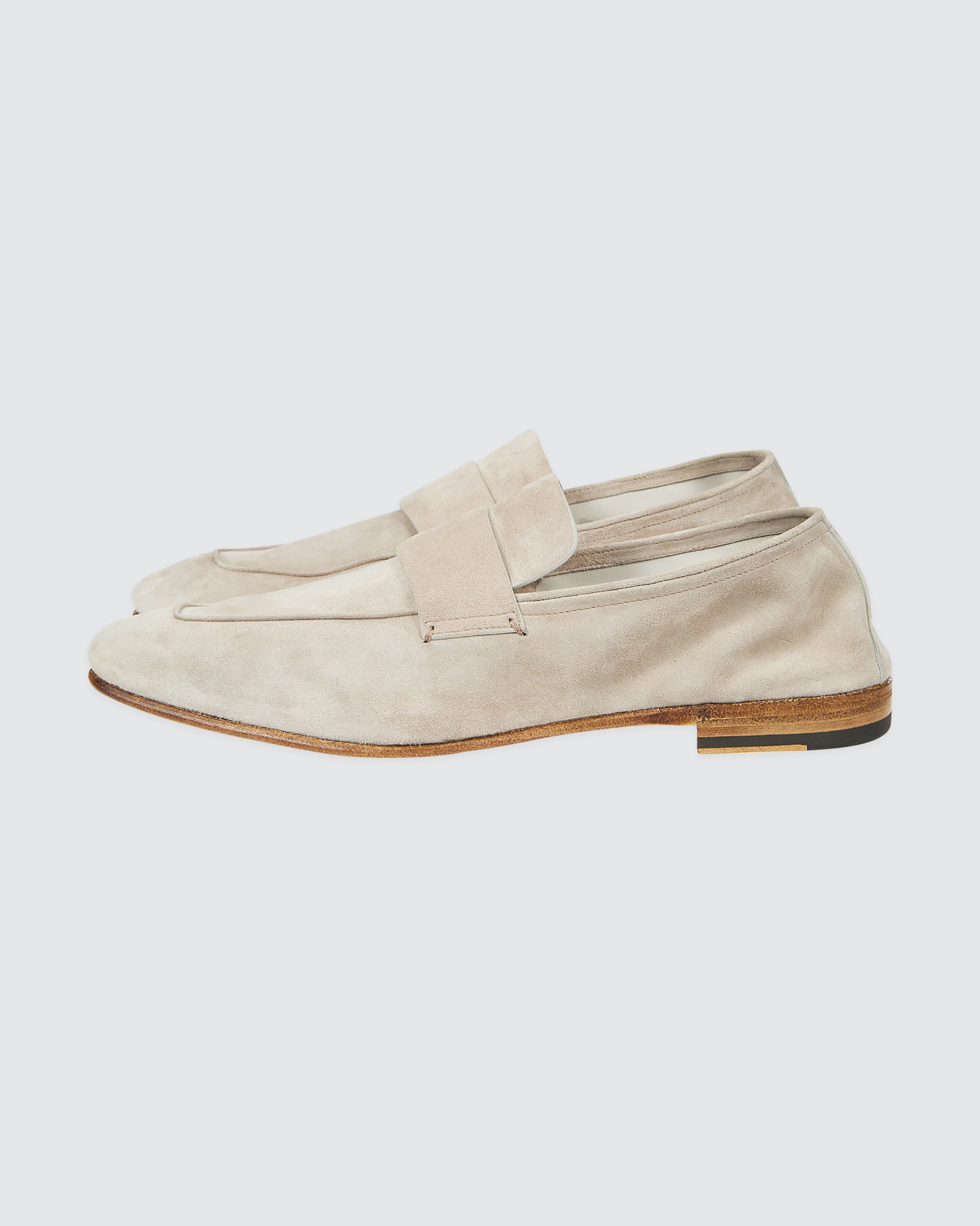 Men's Suede Calfskin Moccasins for Formal Outfits