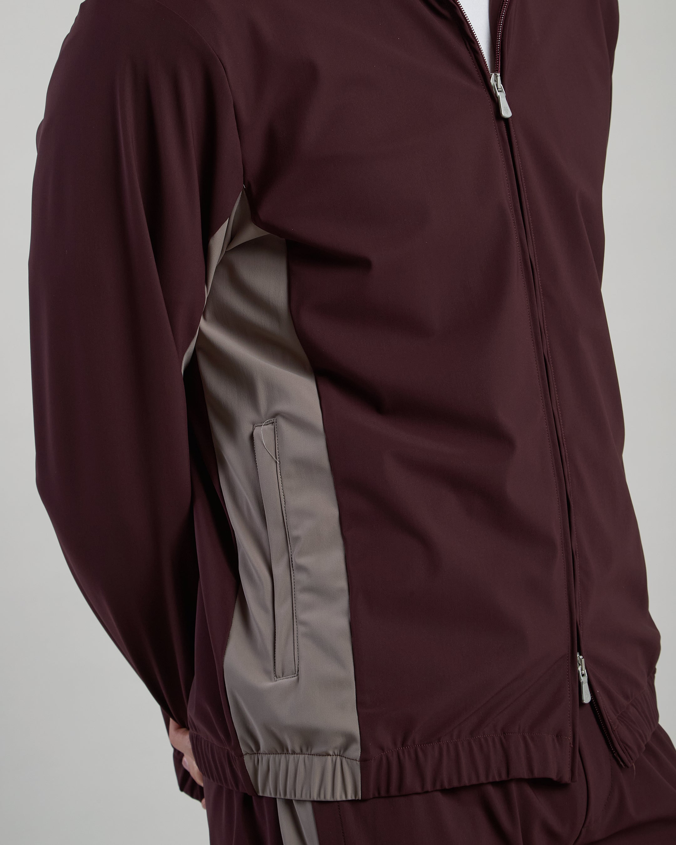 GIUBBINO TESSUTO TECNICO