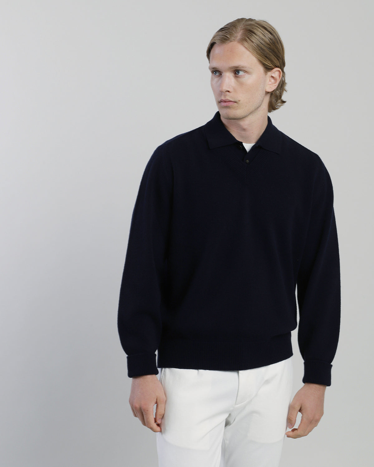 MAGLIA SCOLLO V LANA CASHMERE