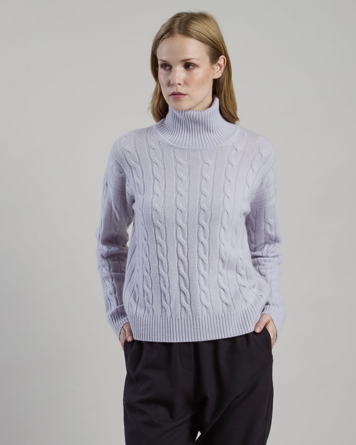 CASHMERE TURTLENECK SWEATER