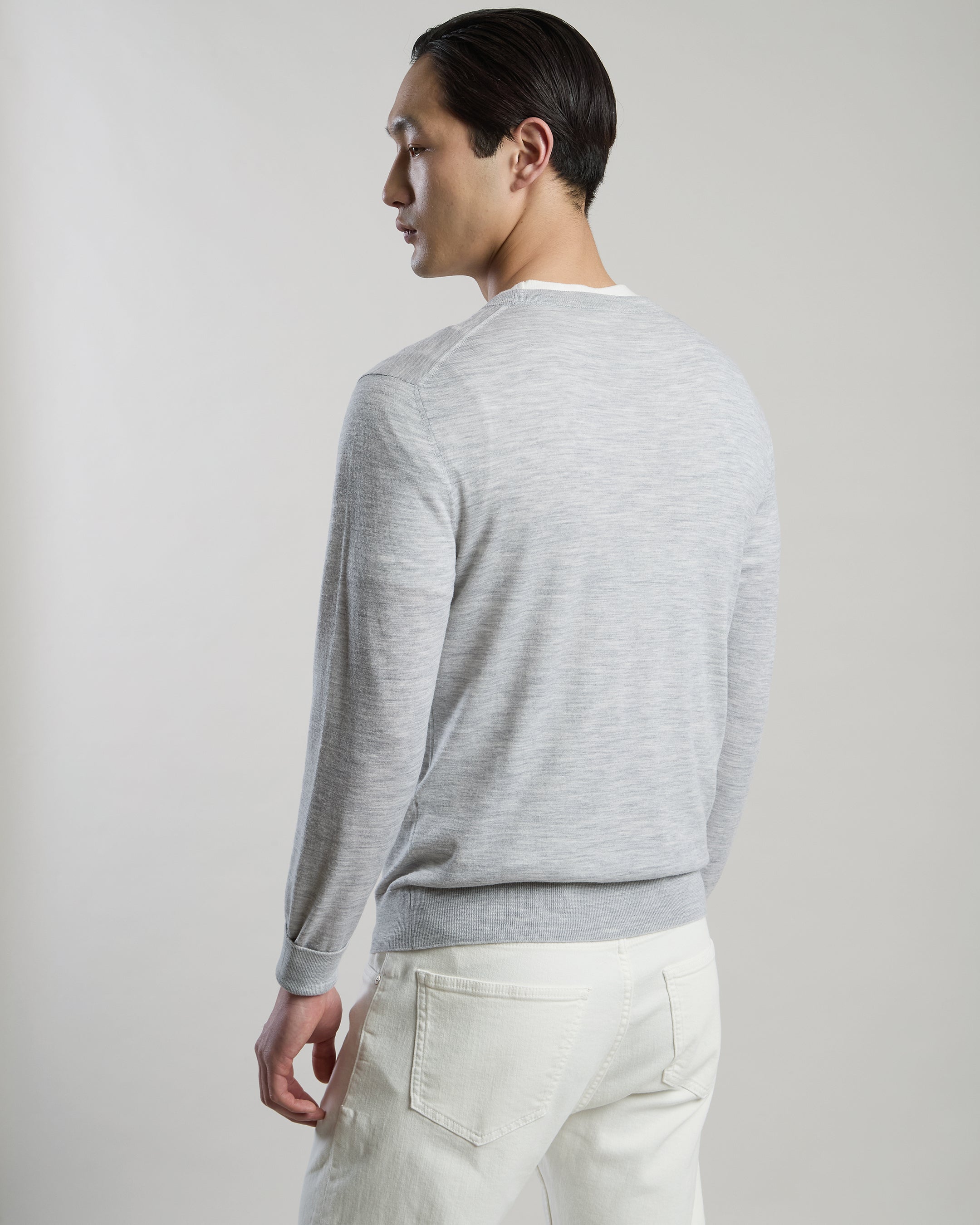 CREW NECK SWEATER