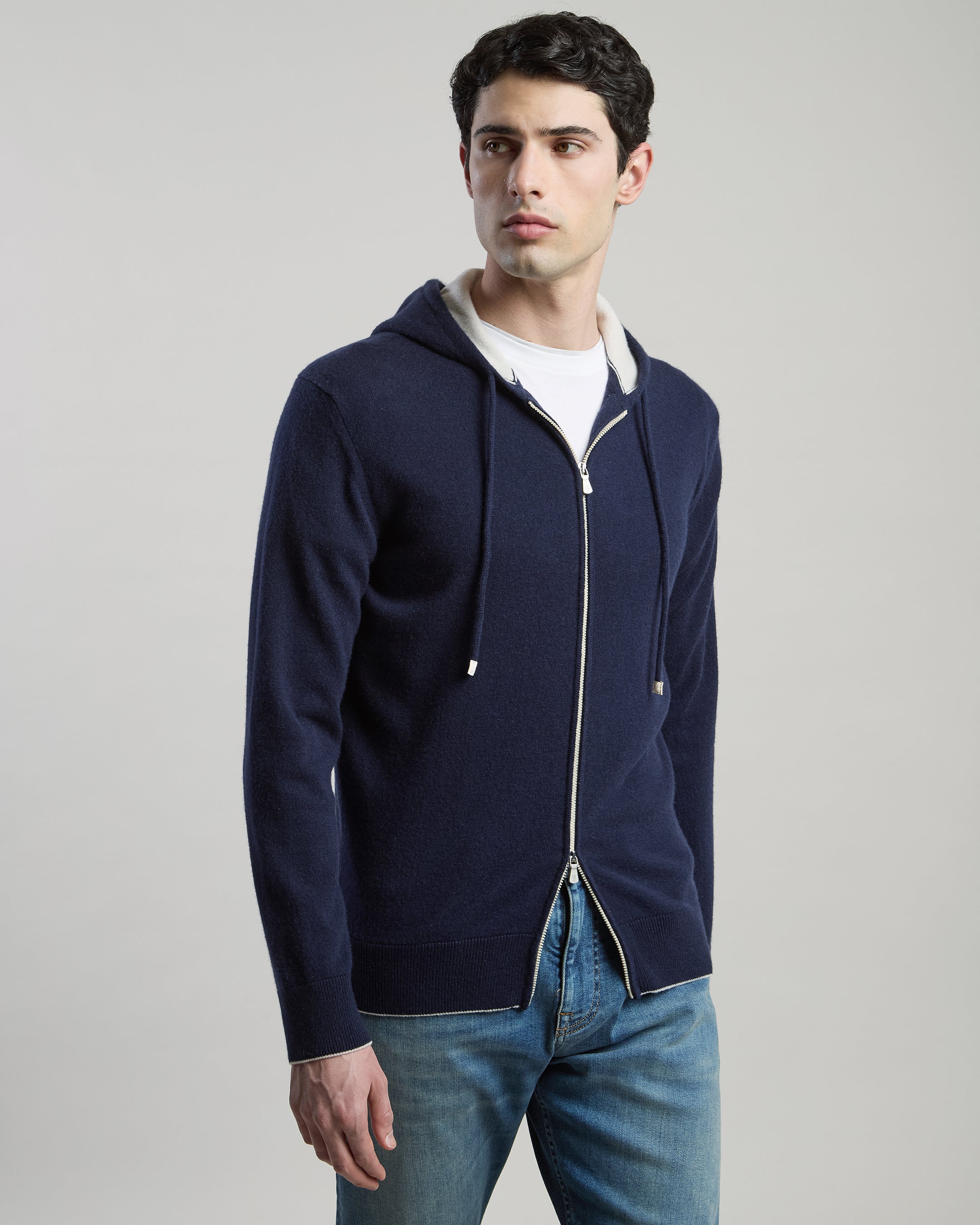 FULL ZIP HOODED SWEATER