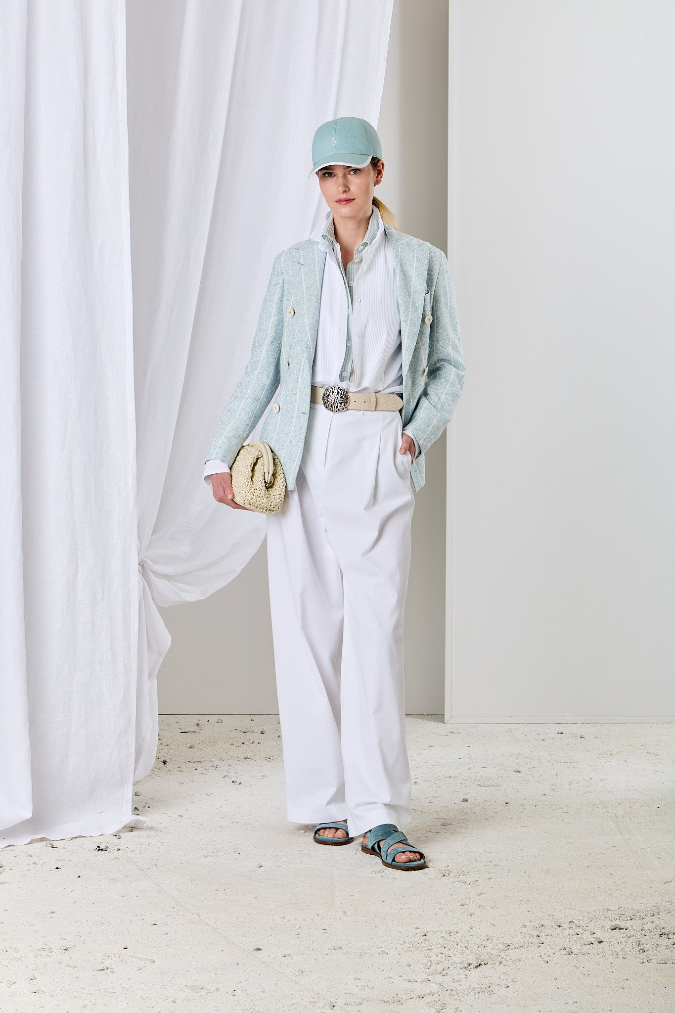 LOOK 13 WOMAN SS26