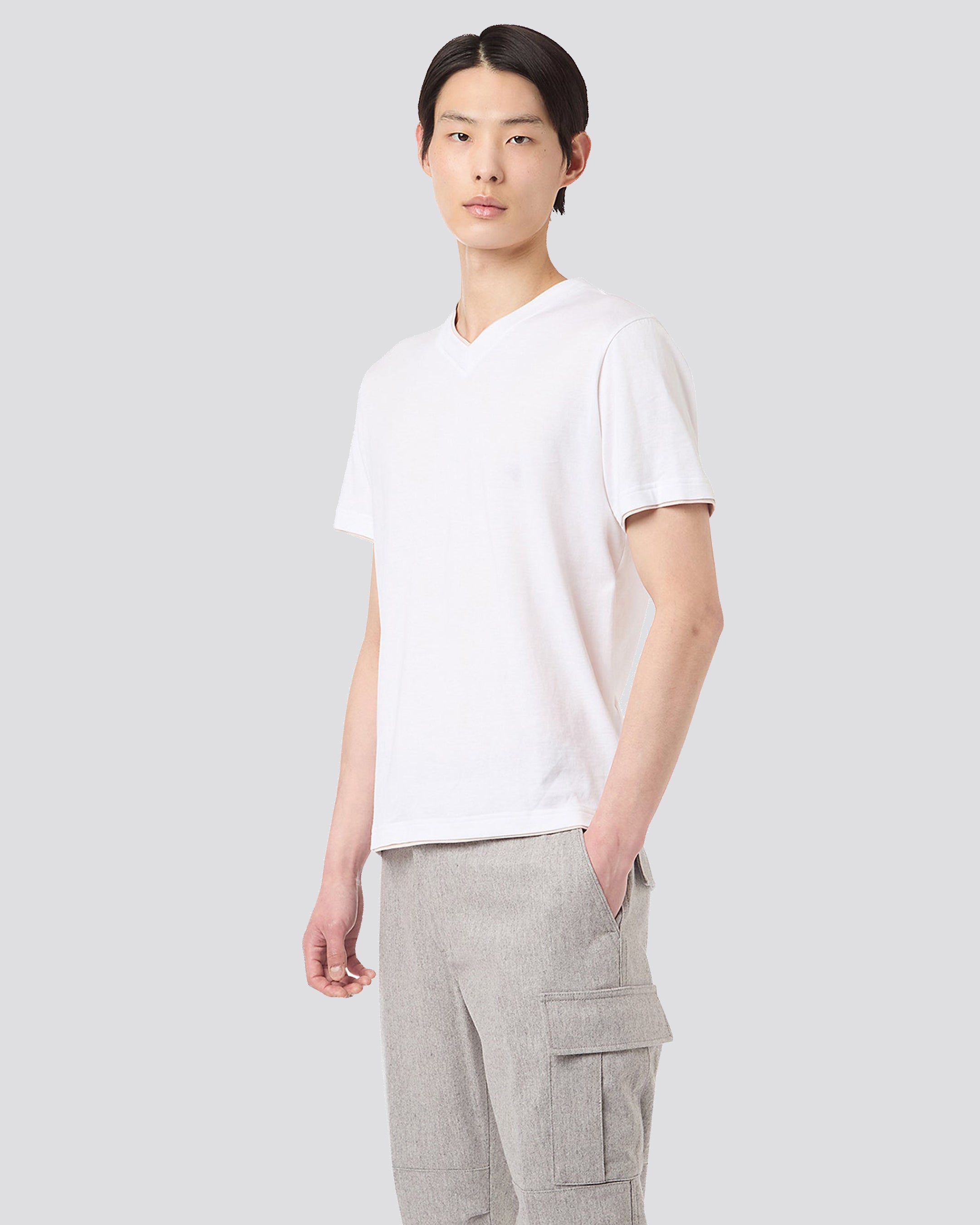V-NECK T-SHIRT alternative