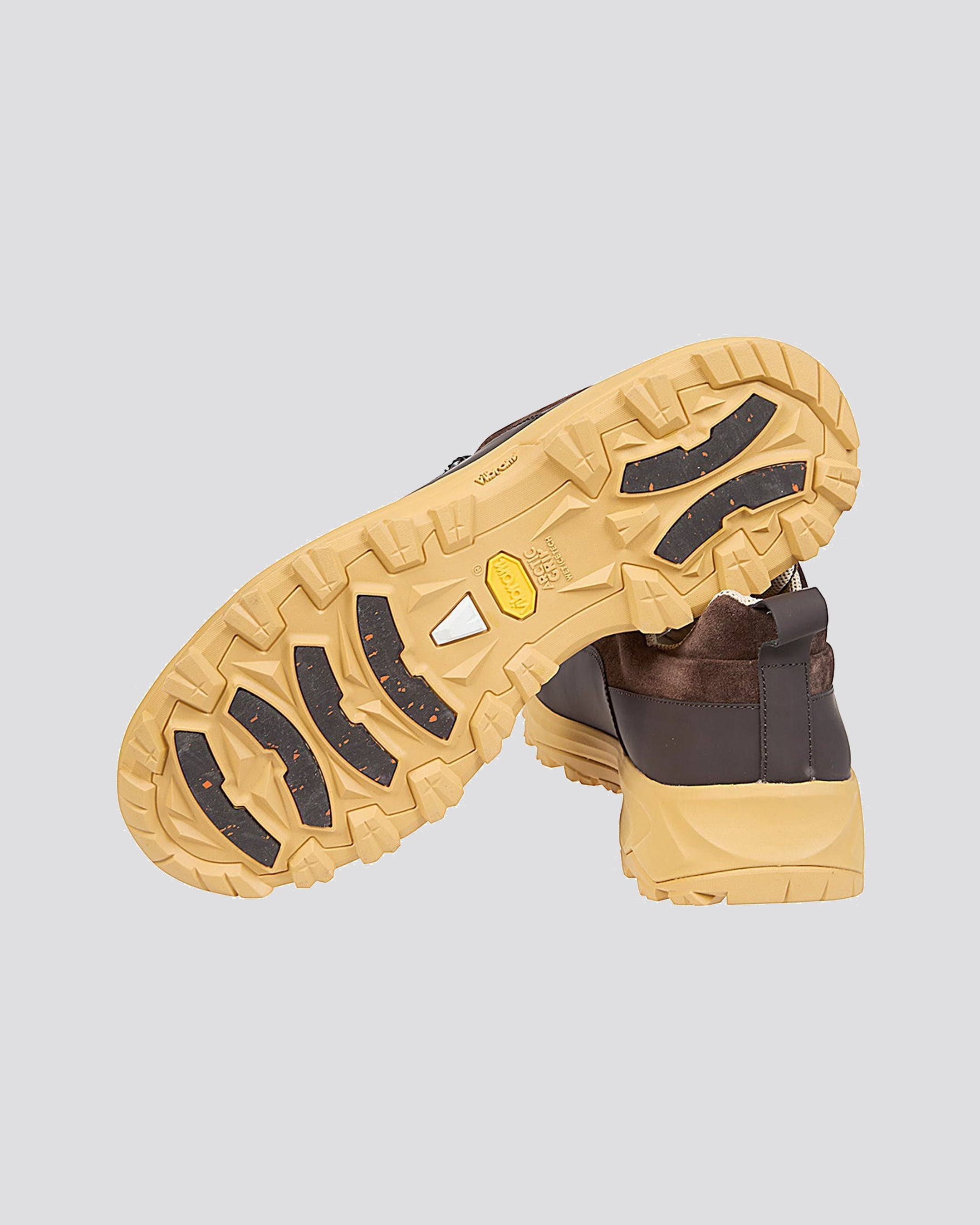 ROCK CLIMBING SHOE