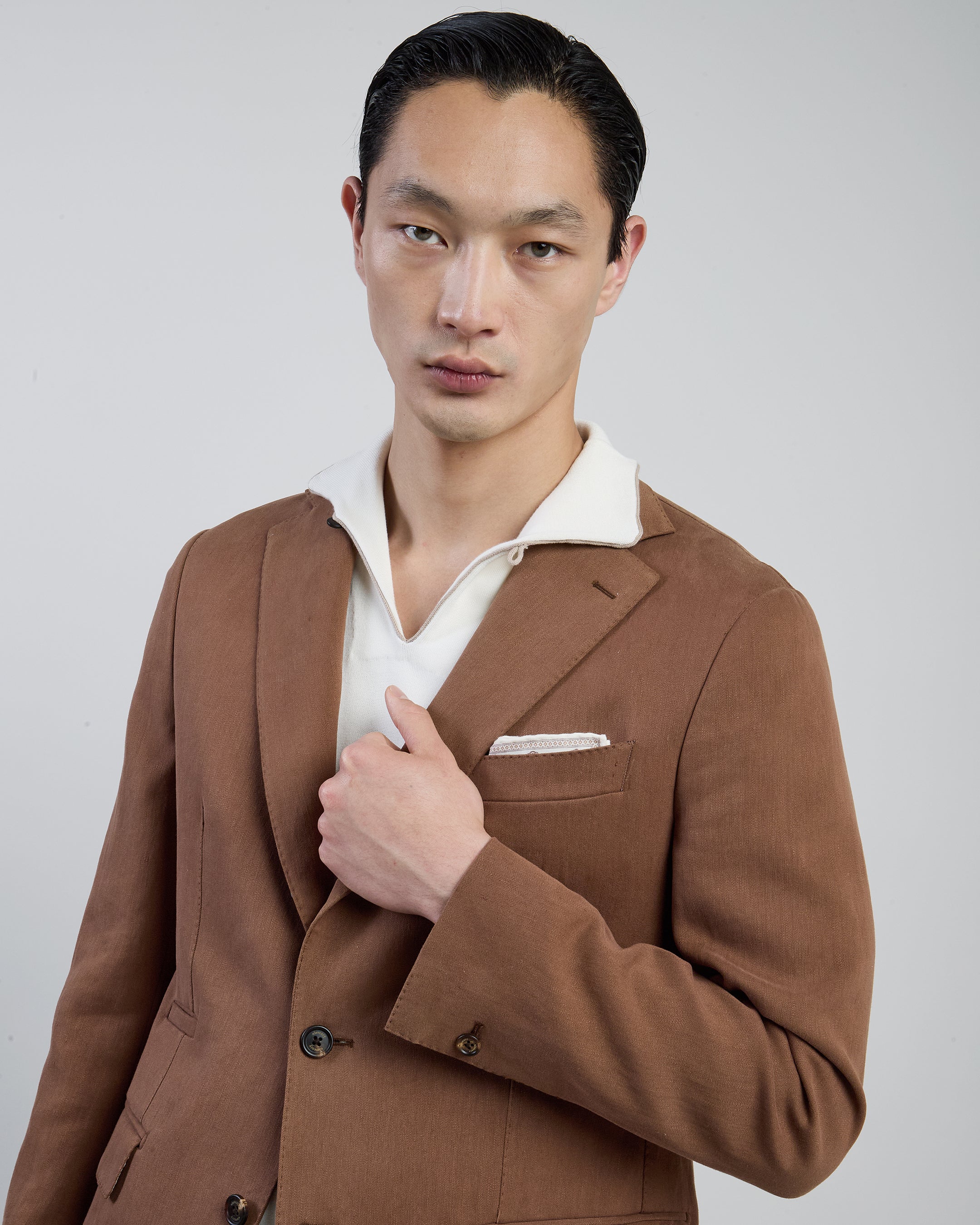 Men's Slim Fit Single-Breasted Linen Suit with Pleats