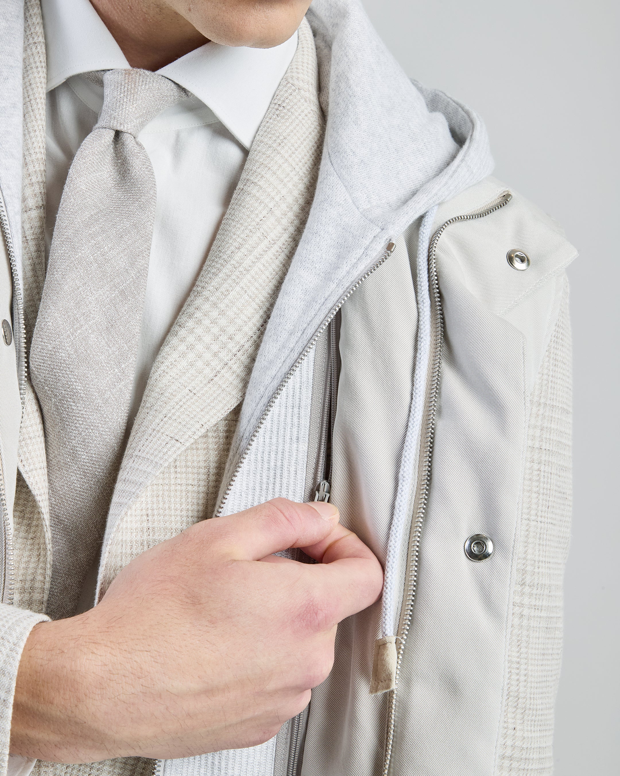 Men's Silk Padded Vest with Detachable Hooded Bib - 4