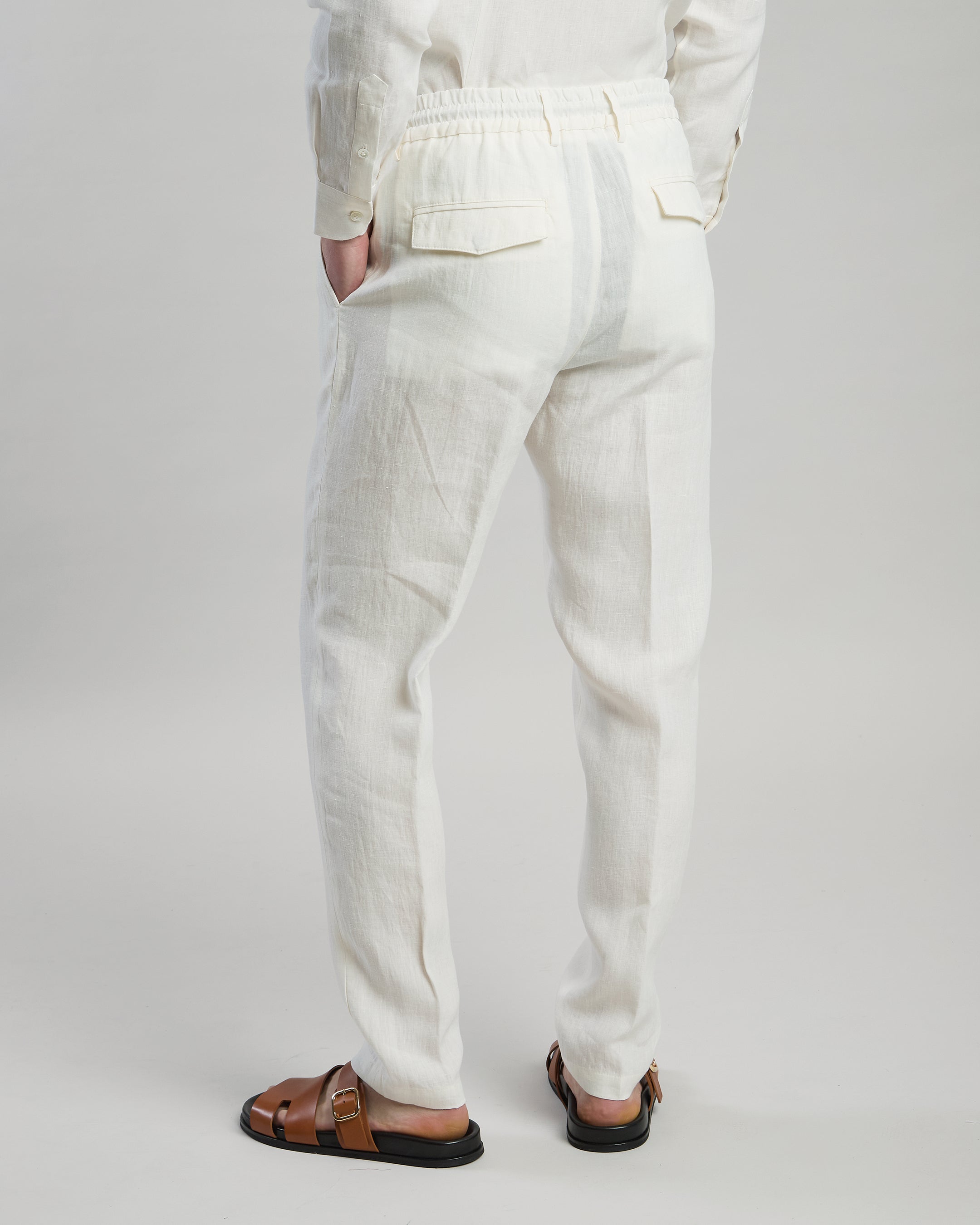 Men's Linen Jogger Trousers with Pleats and Drawstring - 2