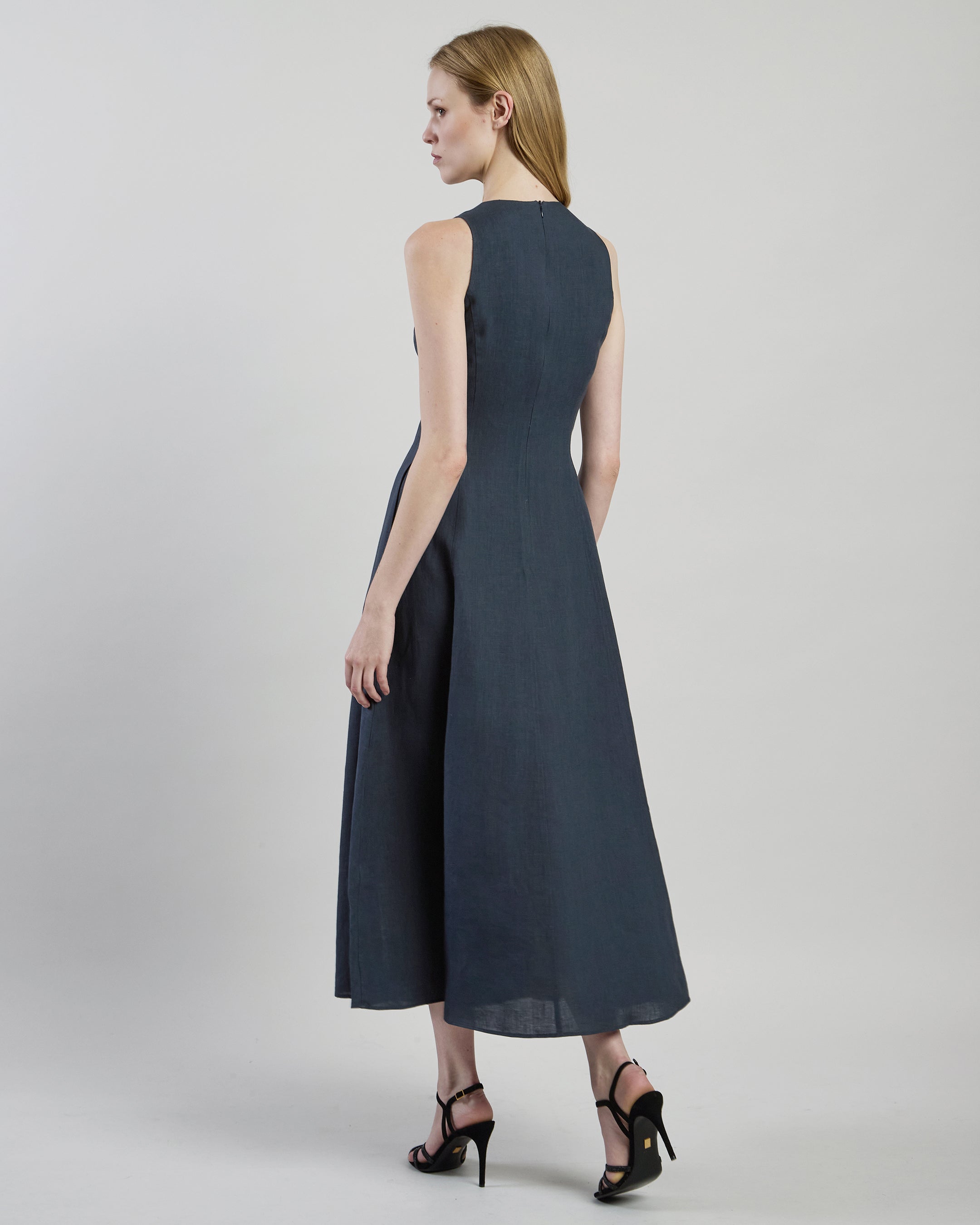 Women's Sleeveless Maxi Dress in 100% Pure Linen alternative