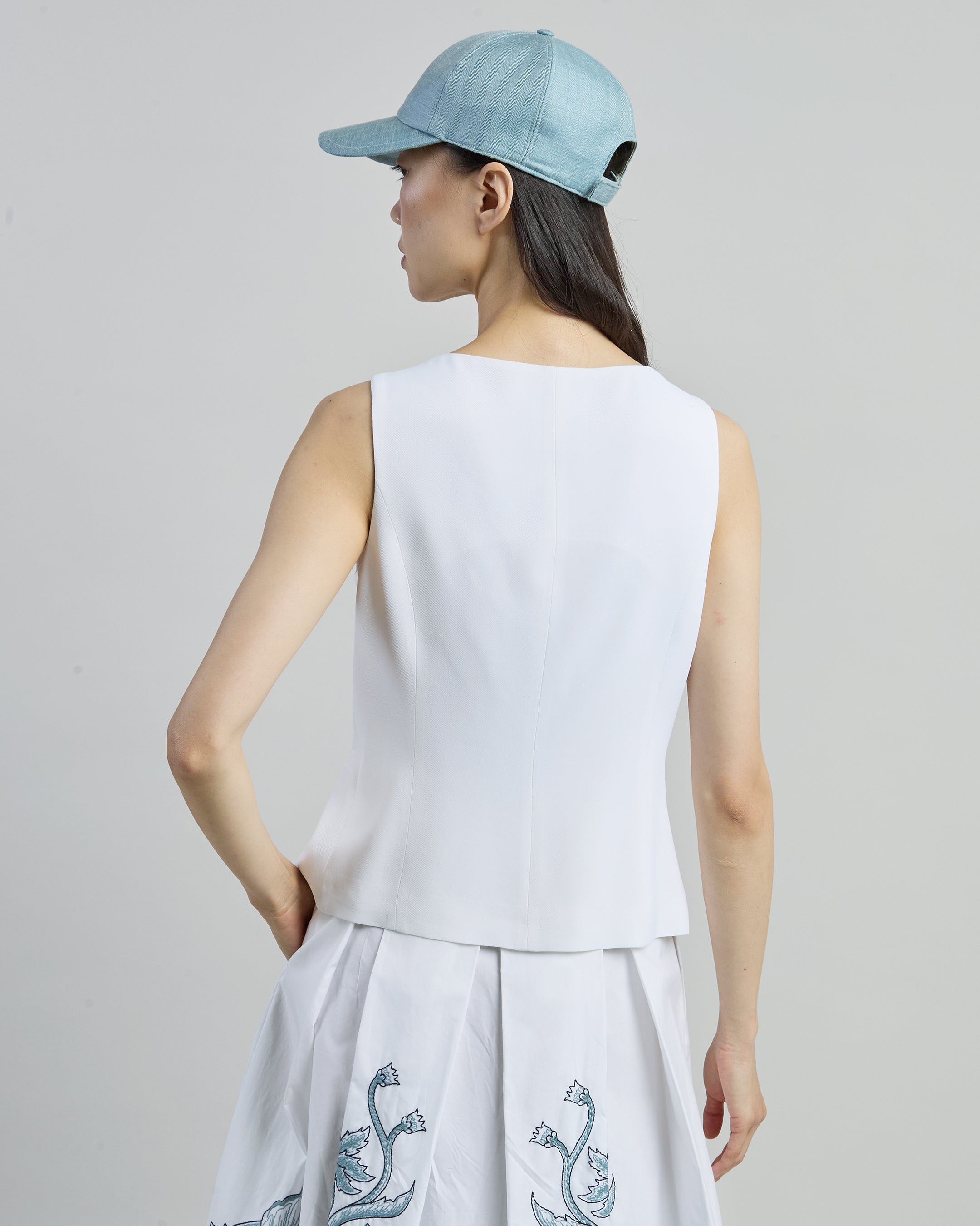 Women's Boat Neck Viscose Vest with Diagonal Weave alternative