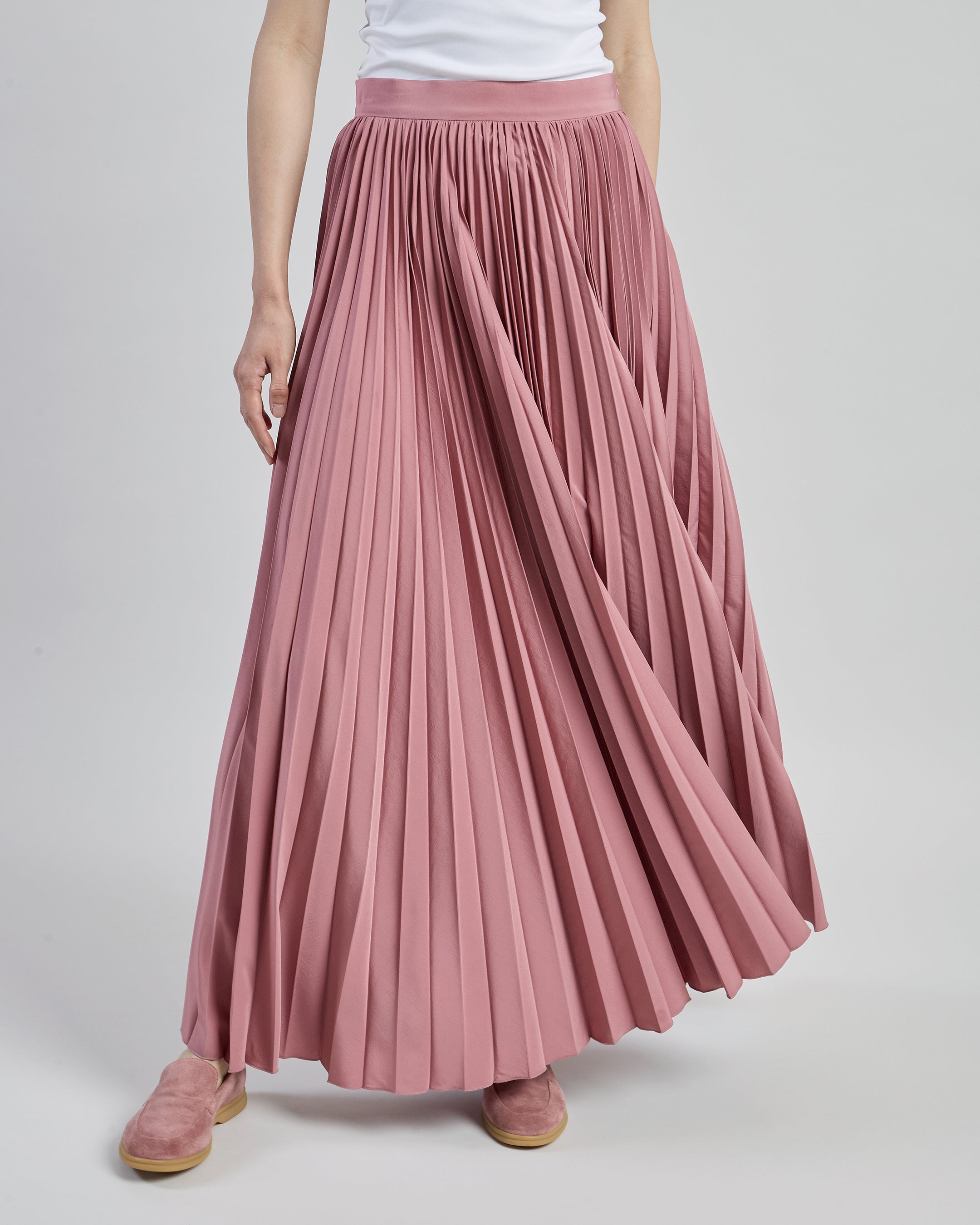 Long Pleated Soleil Skirt in Beige Technical Fabric