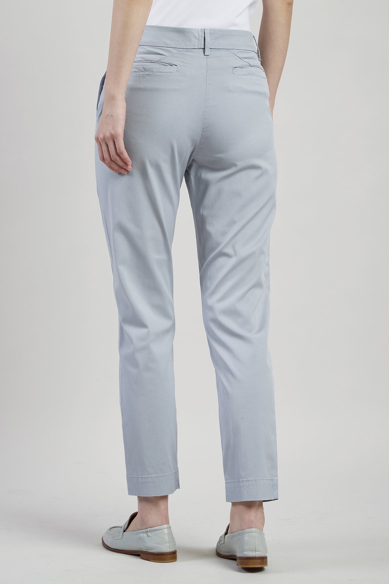 Women's Slim Fit Cotton and Lyocell New York Trousers alternative
