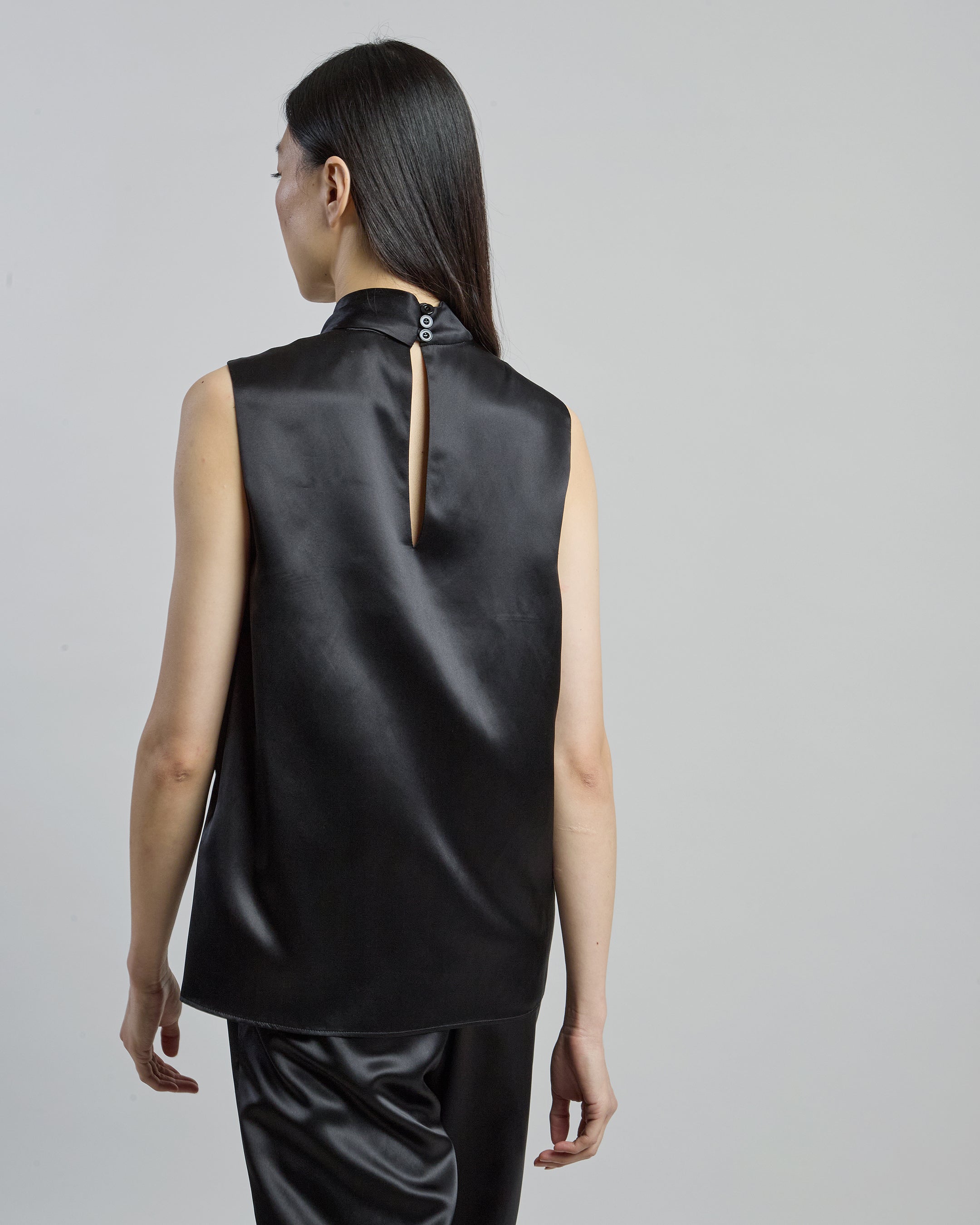Women's Sleeveless Double Silk Satin Crossover Neck Top