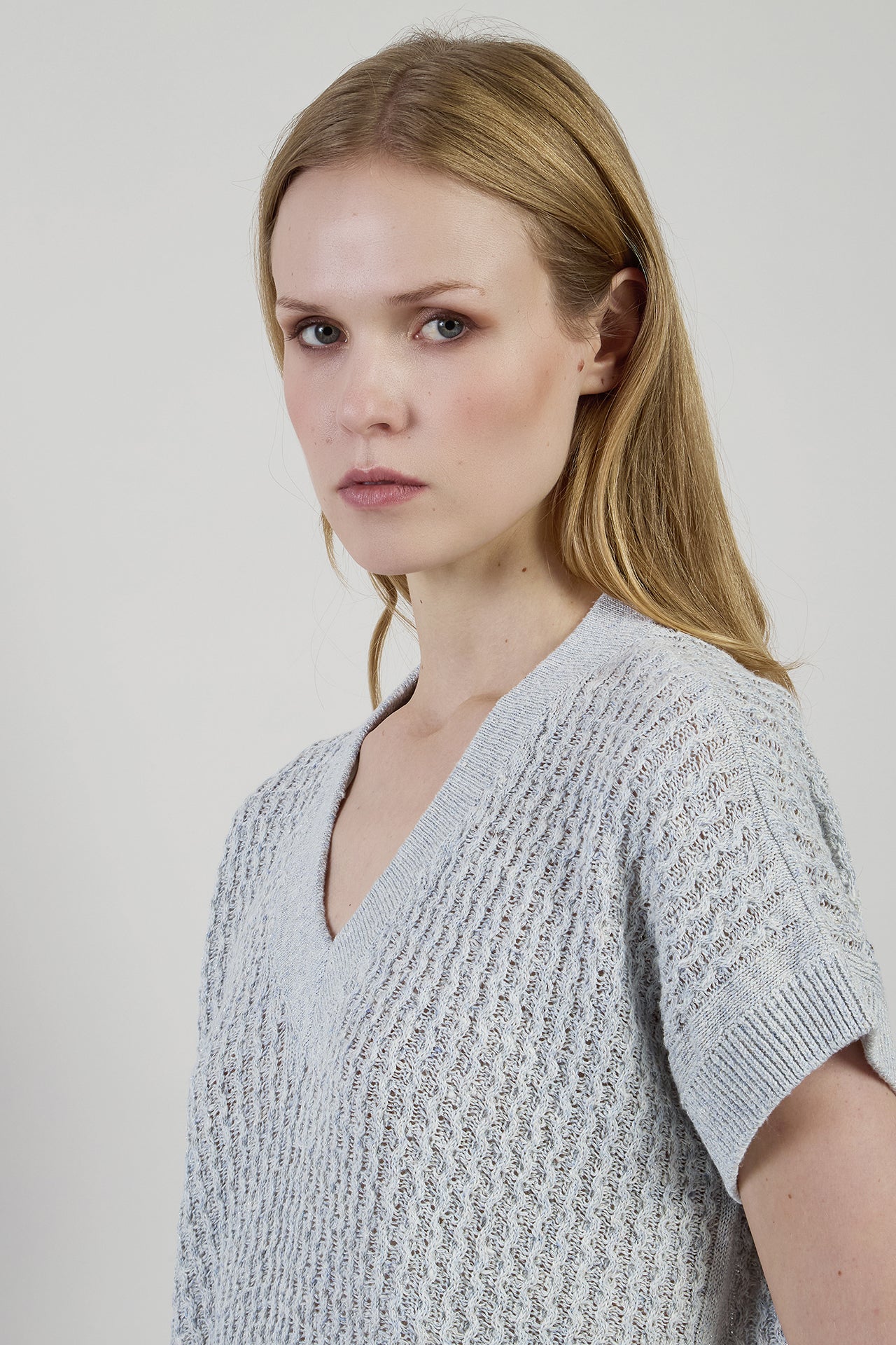 Women's V-Neck Sleeveless Linen Cotton Silk Sweater