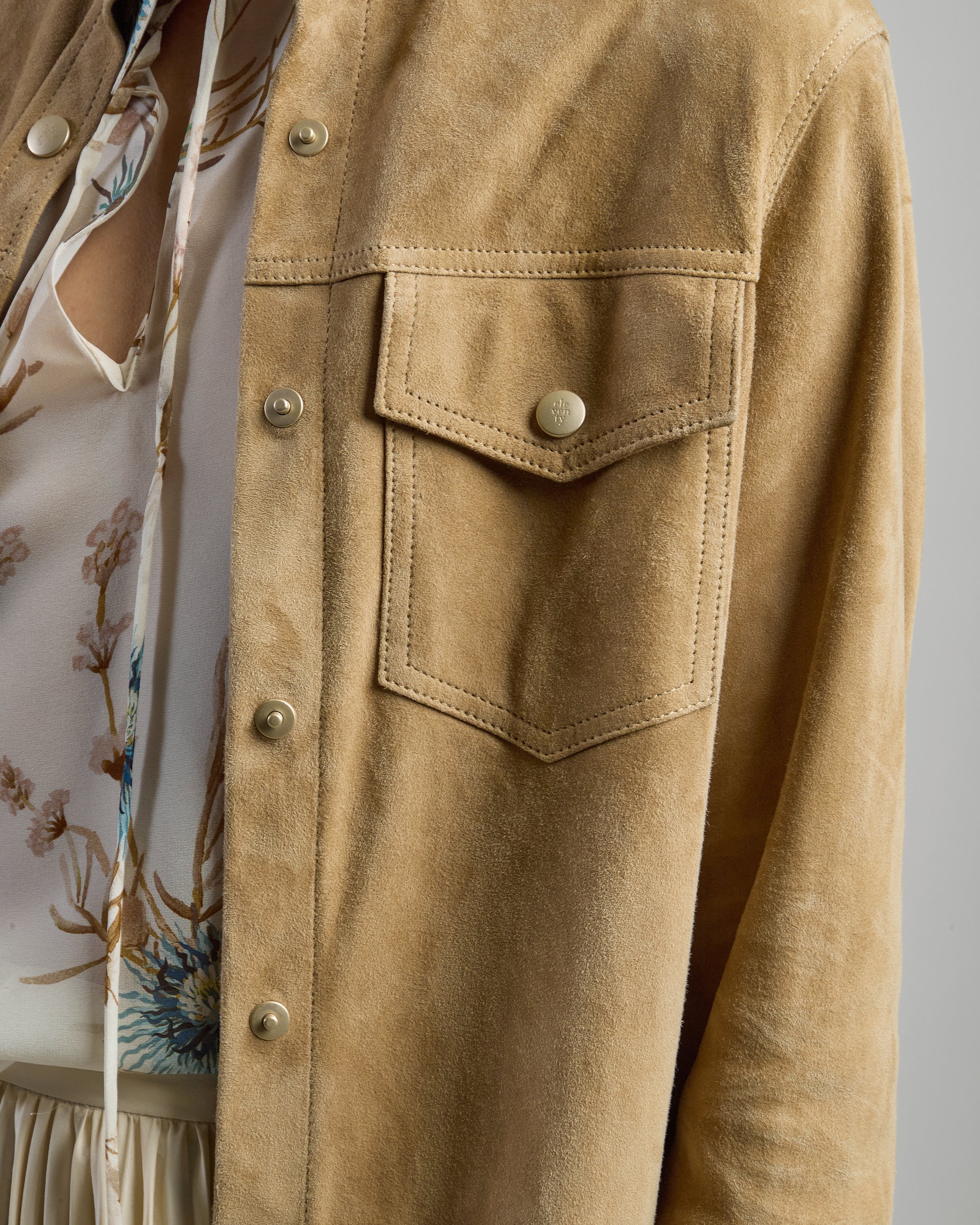 Women's Lightweight Lambskin Suede Western-Style Shirt - 3