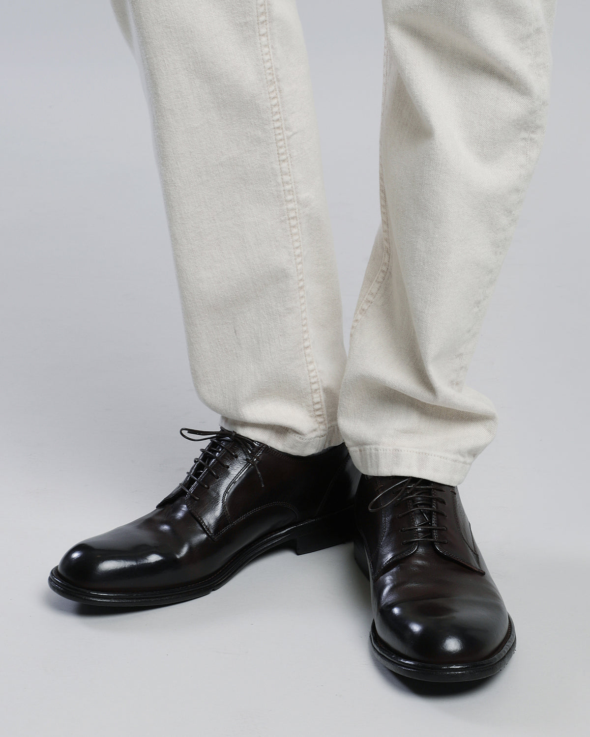 GARMENT-DYED CALFSKIN SHOE - 4