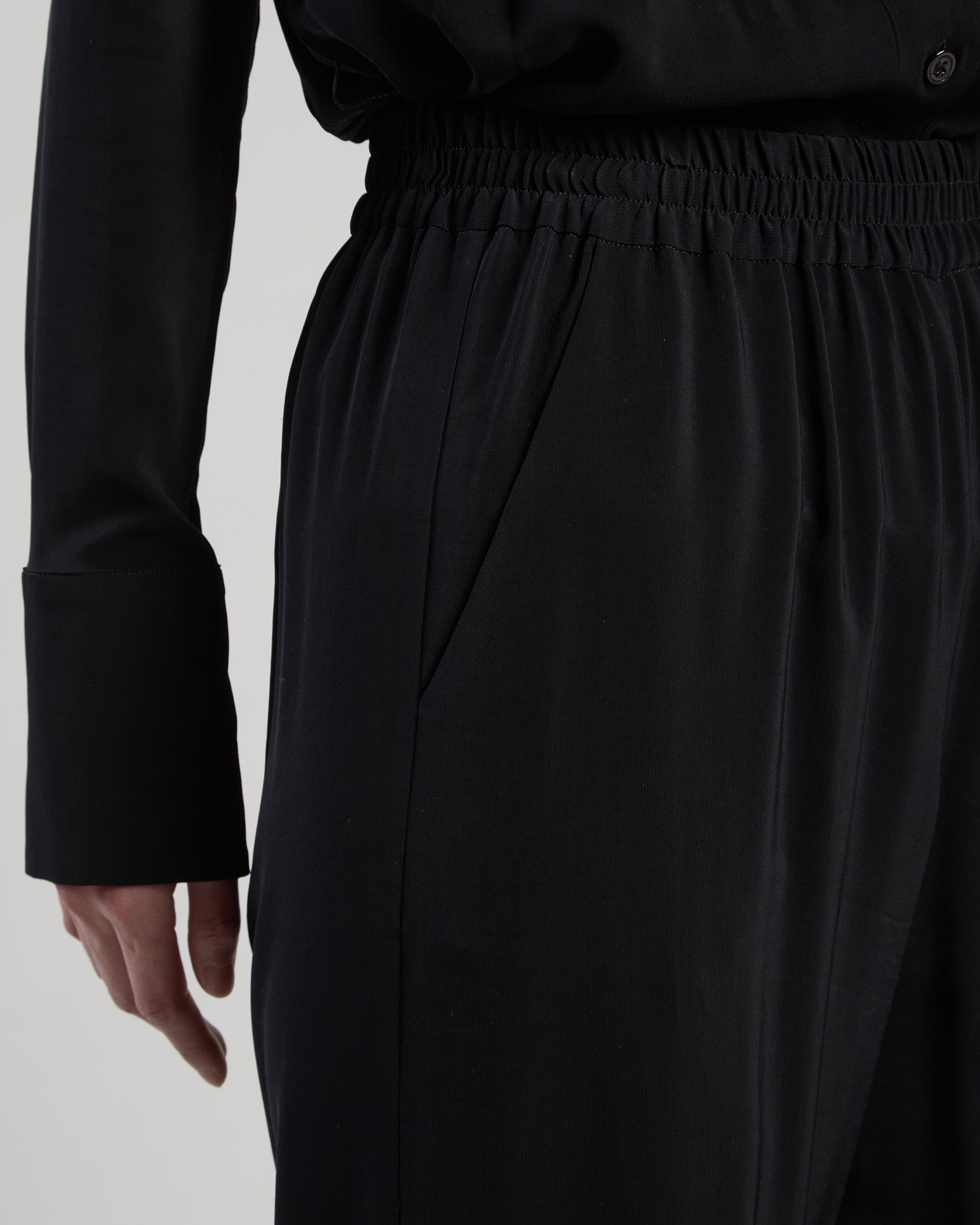 PLAIN STRETCH VISCOSE TROUSERS