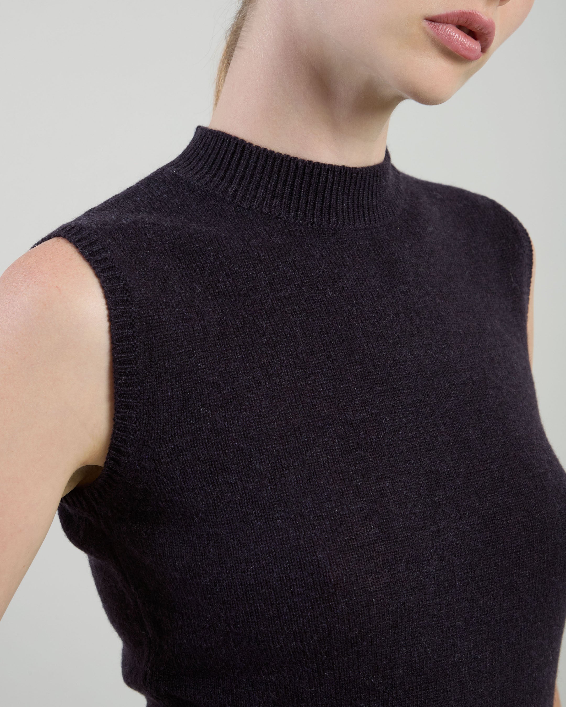 MAGLIA SMANICATA CASHMERE - 3