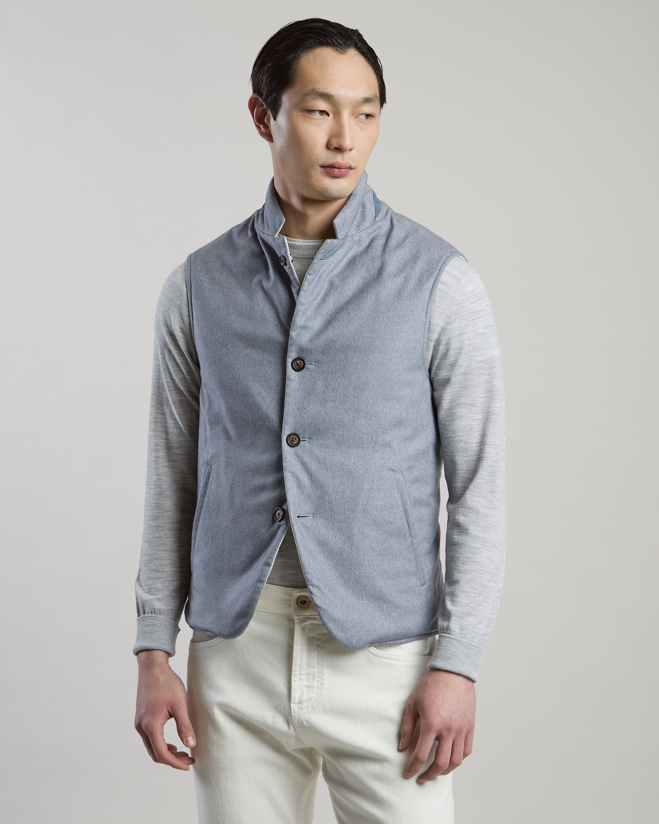 REVERSIBLE CASHMERE AND SILK VEST