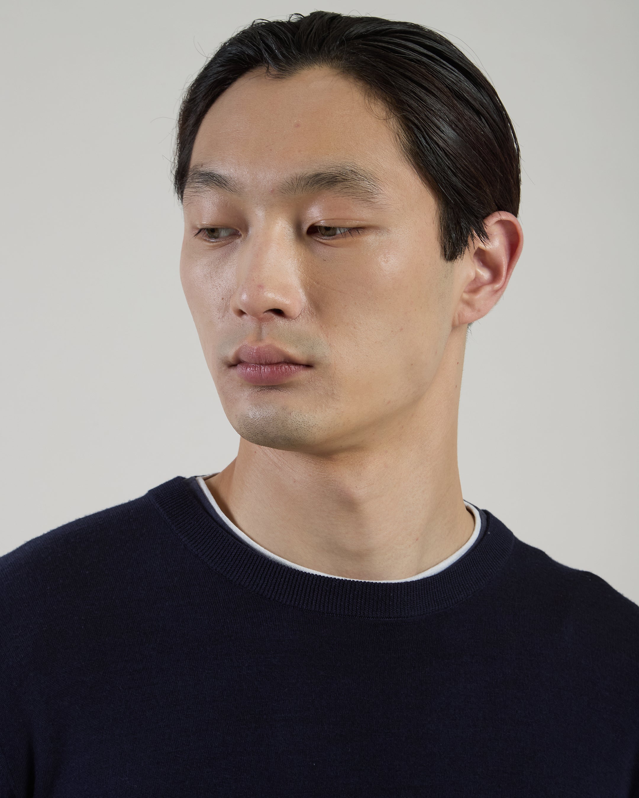 CREW NECK SWEATER