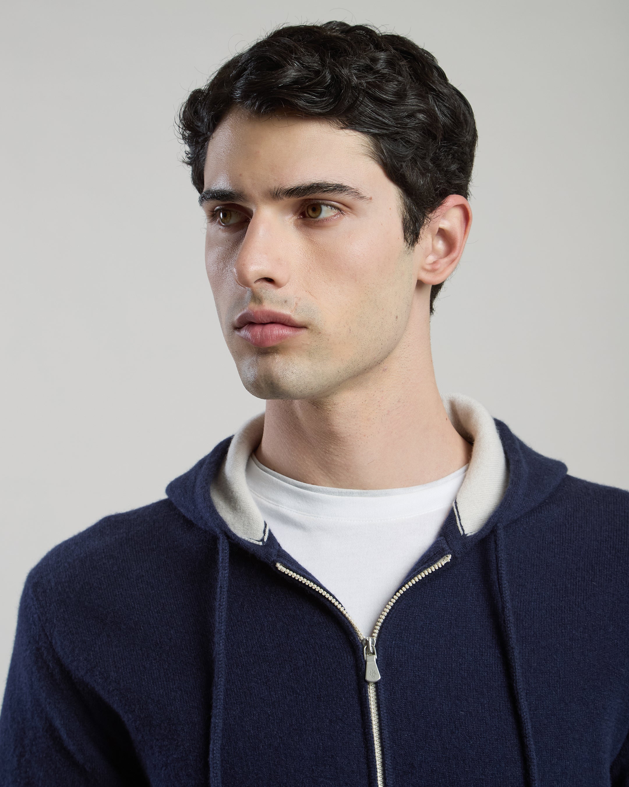 FULL ZIP HOODED SWEATER